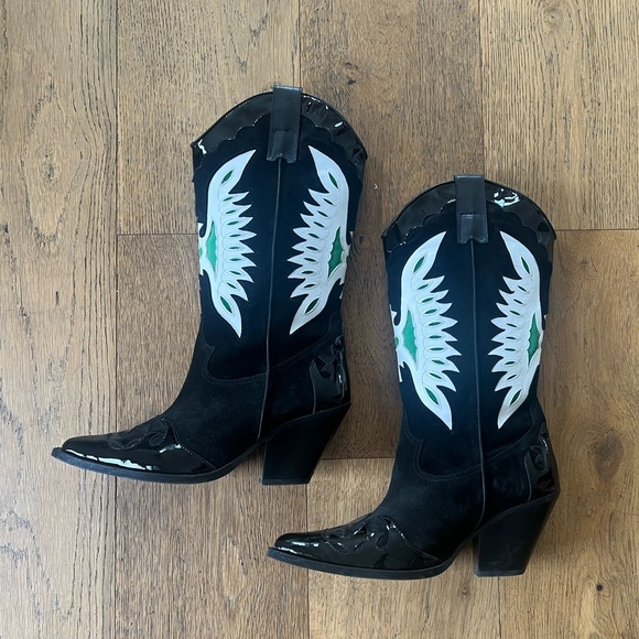 Suede and Patent cowboy boots - Picture 4 of 11